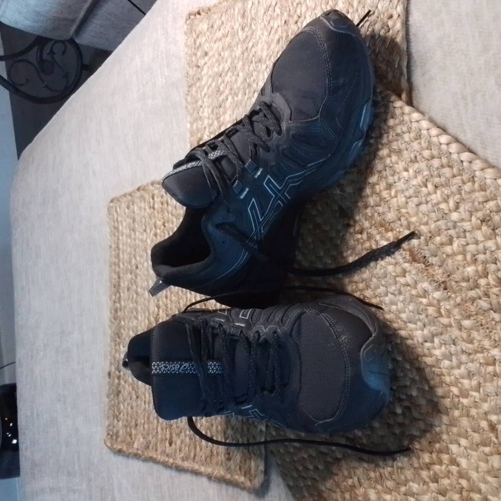 Asics GEL-VENTURE 7 mens running shoe